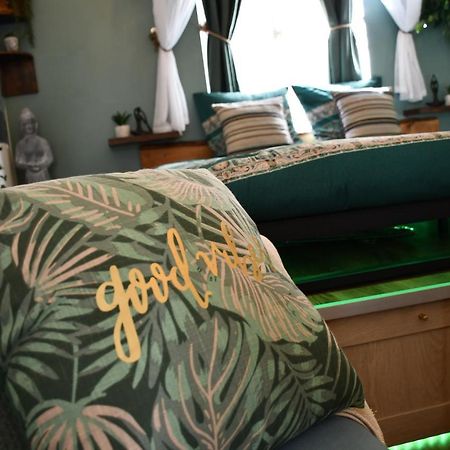 Le Patio H24,Cosy,Port,Plage,Wifi,Netflix La Seyne-sur-Mer Buitenkant foto