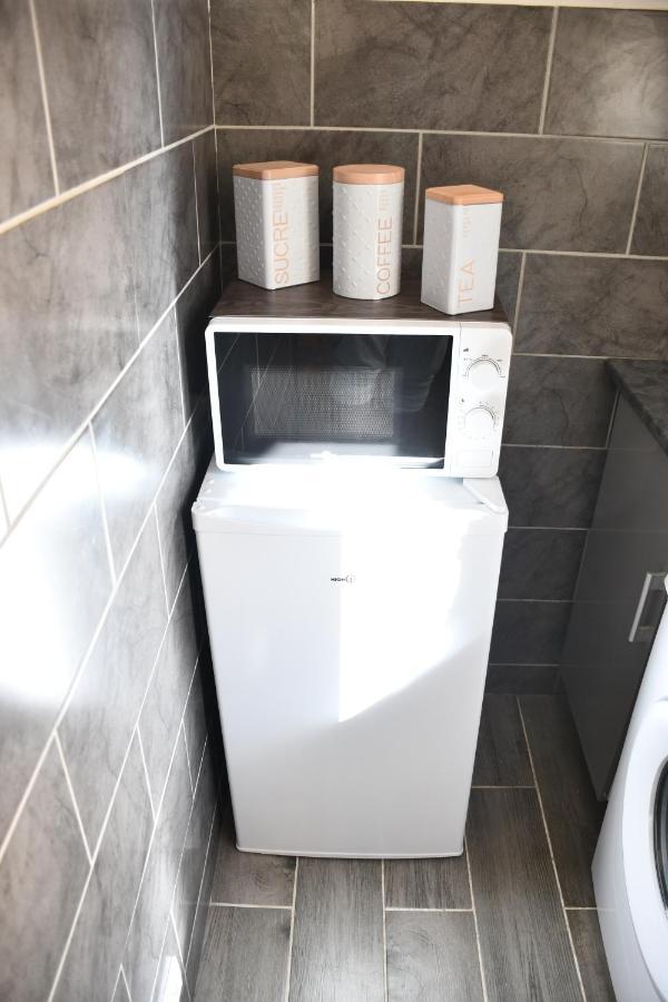 Le Patio H24,Cosy,Port,Plage,Wifi,Netflix La Seyne-sur-Mer Buitenkant foto