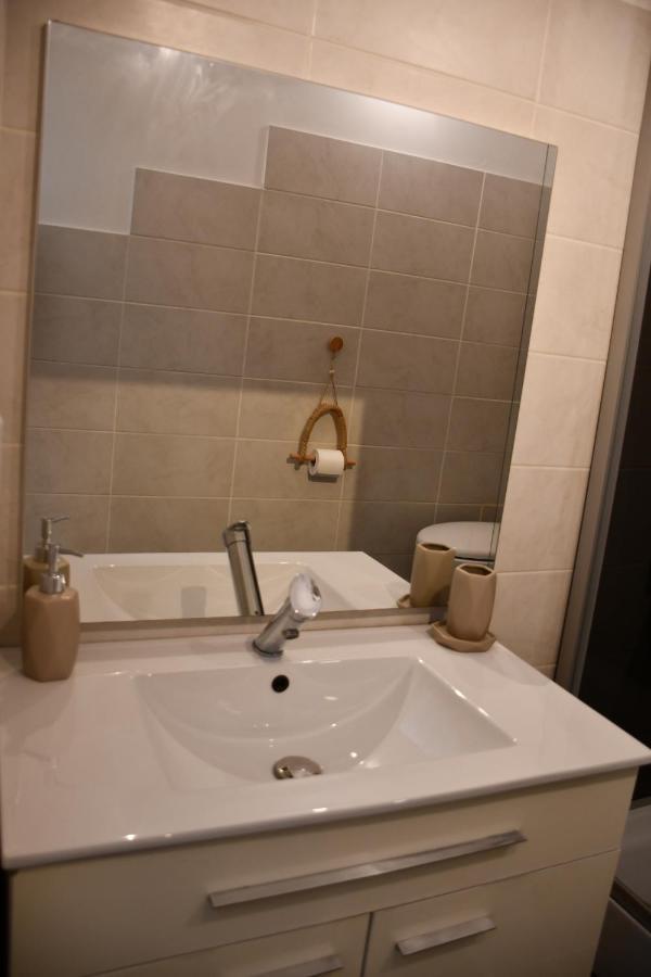 Le Patio H24,Cosy,Port,Plage,Wifi,Netflix La Seyne-sur-Mer Buitenkant foto