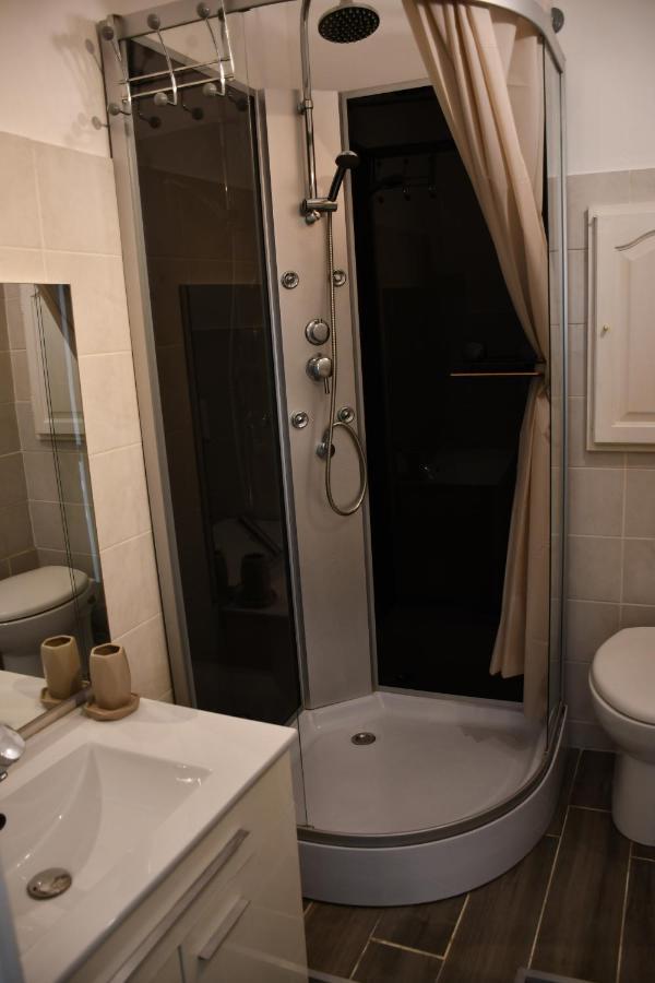 Le Patio H24,Cosy,Port,Plage,Wifi,Netflix La Seyne-sur-Mer Buitenkant foto